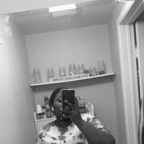 Meet your Posher, Tessanne - Picture 1 of 1